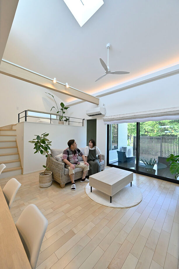 クレバリーホーム 【2000万円～2499万円／平屋／間取図】緑の借景に癒されるLDKやタイルテラス。暮らしを楽しむ平屋の住まいの建築実例画像