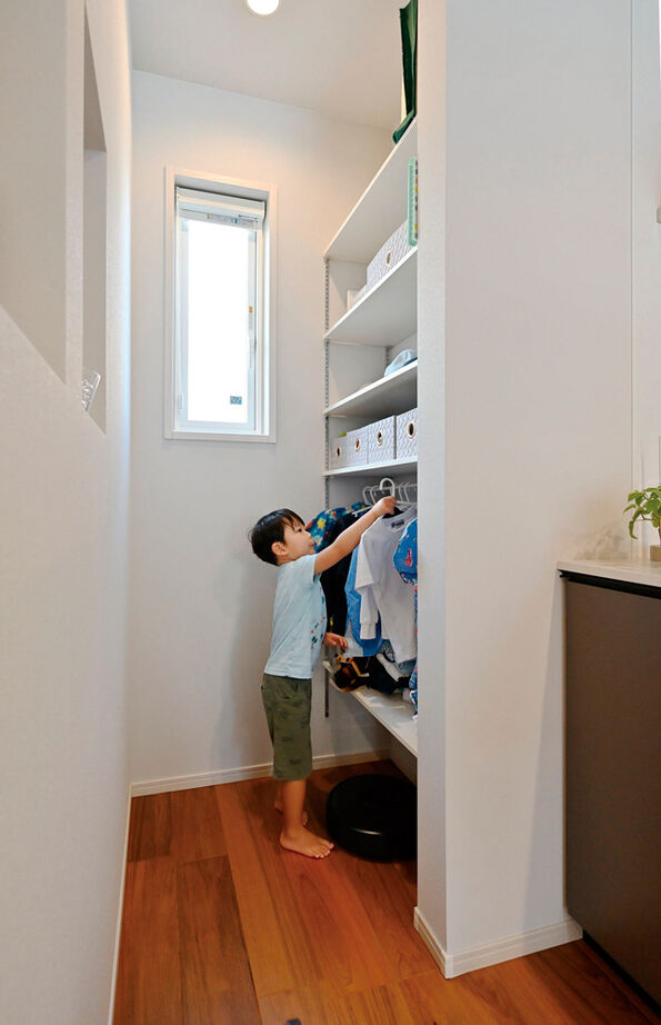 クレバリーホーム 【4000万円～4499万円／ペット／家事ラク／間取図】こだわりの設計で、子育てや家事、愛犬との生活も快適にの建築実例画像8