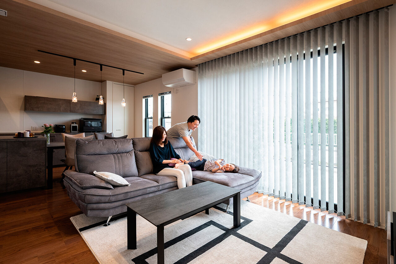 クレバリーホーム 【子育て／間取図】キッチンを中心に家族がつながる、ともに暮らしを楽しむ住まいの建築実例画像1