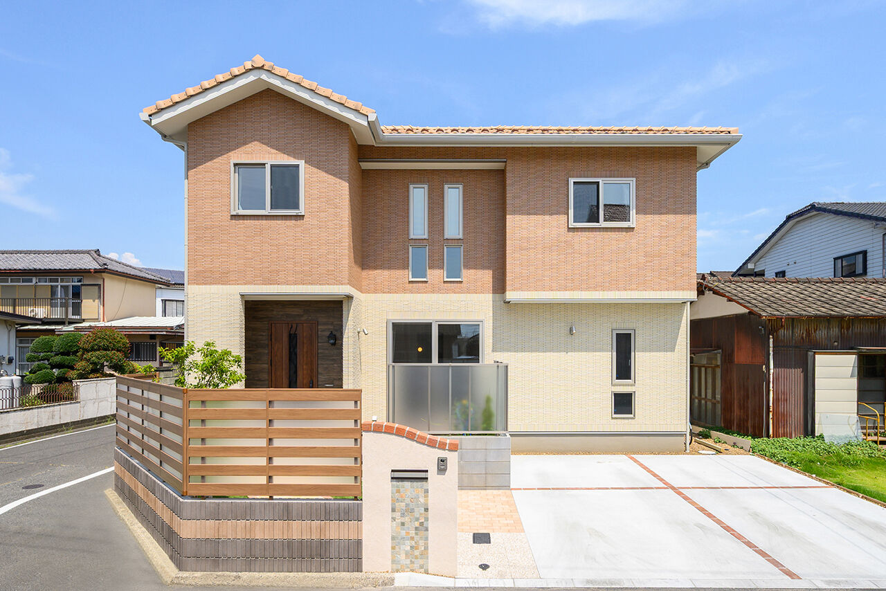 クレバリーホーム 【3500～3999万円／回遊動線／間取図】家族を近くに感じるL字型のLDK。家事がはかどる効率的な間取りを実現の建築実例画像10