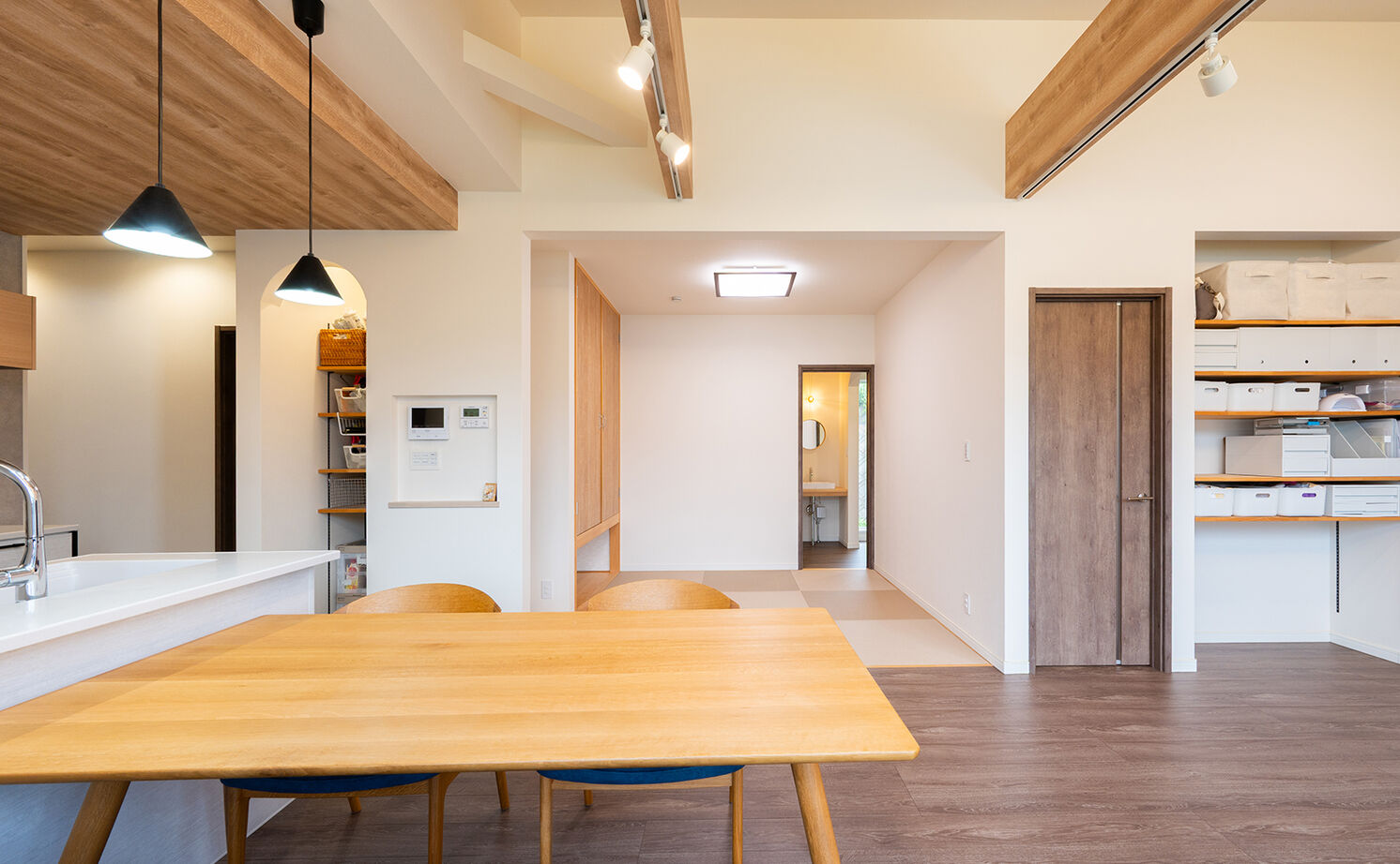 クレバリーホーム 【2000～2499万円／平屋／間取図】性能も間取りも設備も“100点”。充実の標準仕様で理想を形にした家の建築実例画像5