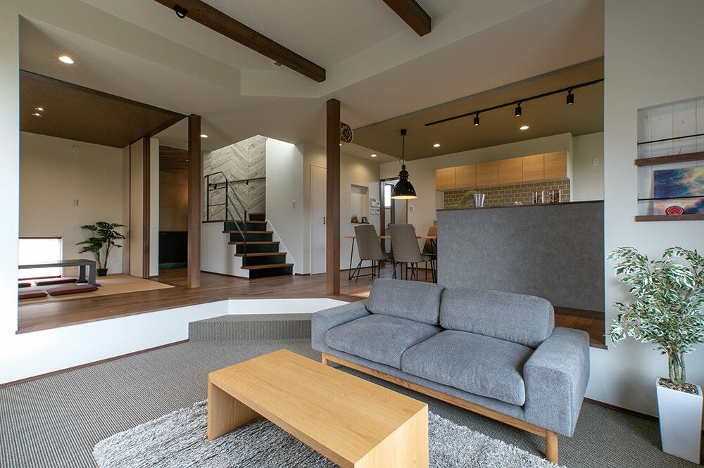 アイワホーム ブルックリンスタイル×40坪のサンクンリビングのある家の建築実例画像2