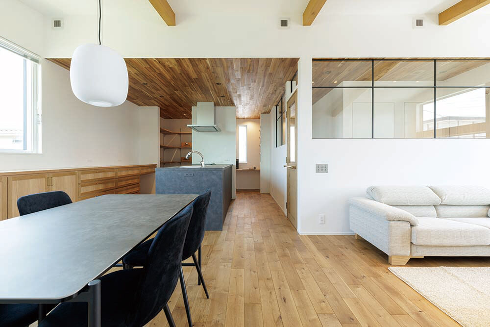 アイワホーム NATURAL VINTAGEの世界観が魅せる、感性と快適性を両立した家づくりの建築実例画像2