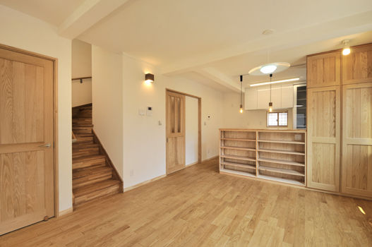 Suumo 無垢の家 地震に強い 社長の木への愛情と人柄に惹かれた 建具 収納さえも無垢材の家 カツマタ 一級建築士事務所 本社の建築実例詳細 注文住宅