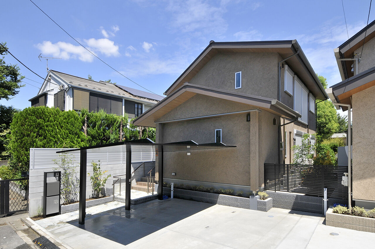 カツマタ＜一級建築士事務所＞ 【無垢材／吹抜／間取図】木の香りと温もりに包まれる吹き抜けリビングのある家の建築実例画像3