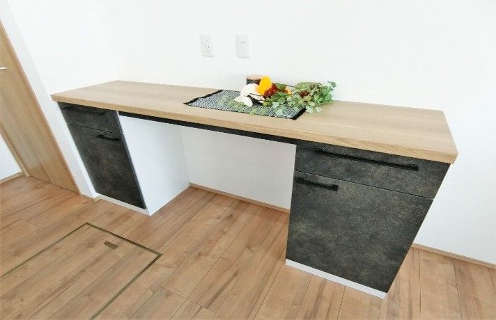 桔梗企画設計 【上尾市/4LDK/33坪】開放感あふれるLDKの吹き抜けに回遊できる家事ラク動線を叶えた住まいの建築実例画像5