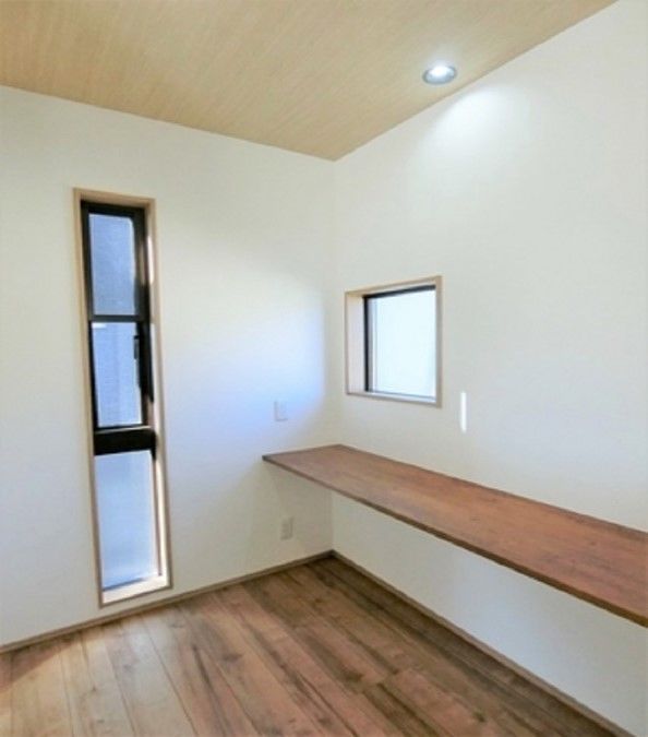 桔梗企画設計 【上尾市/4LDK/33坪】開放感あふれるLDKの吹き抜けに回遊できる家事ラク動線を叶えた住まいの建築実例画像7