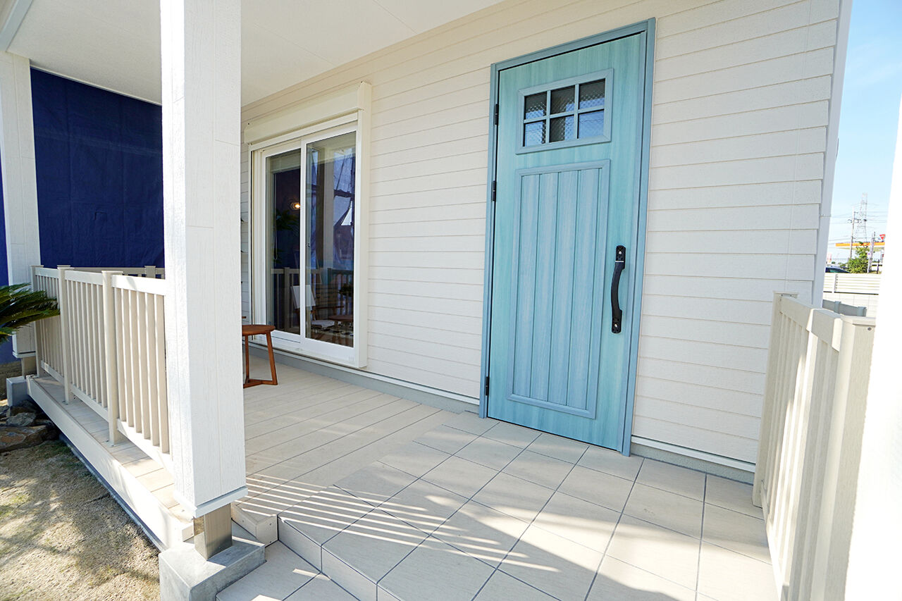 御浜住宅グループ（御浜建設） 枚方市｜2000万円台｜30坪以下｜間取り図｜気分は西海岸！カバードポーチのあるカリフォルニアテイストの家の建築実例画像2