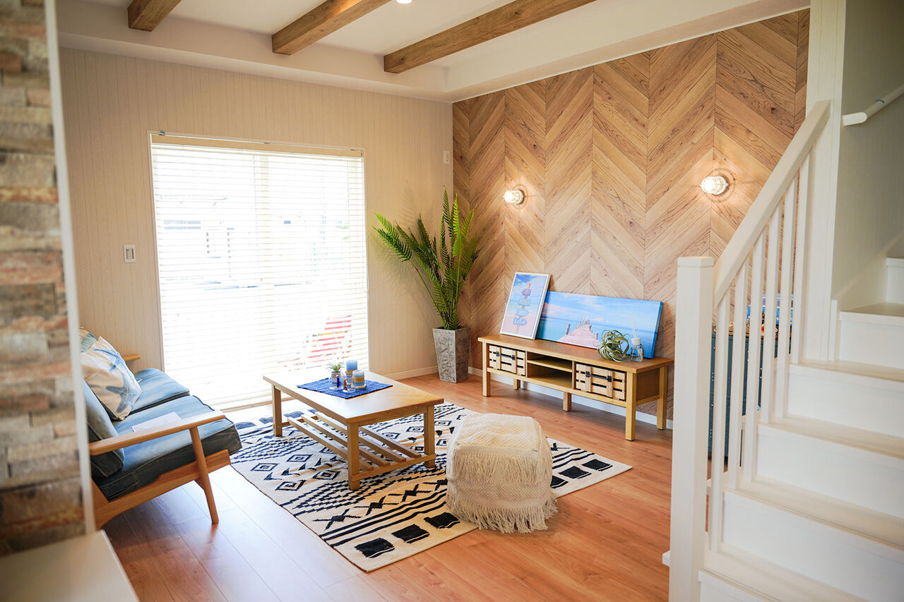 御浜住宅グループ（御浜建設） 枚方市｜2000万円台｜30坪以下｜間取り図｜気分は西海岸！カバードポーチのあるカリフォルニアテイストの家の建築実例画像4