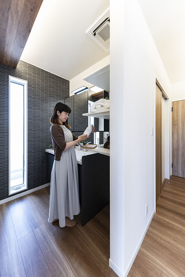 御浜住宅グループ（御浜建設） 枚方市｜2000万円台｜35坪｜間取り図｜吹き抜けが開放感を演出。暮らしの楽しみが広がる土間のある家の建築実例画像7