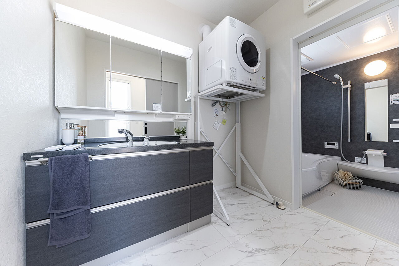 御浜住宅グループ（御浜建設） 枚方市｜2000万円台｜30坪台｜間取り図｜アウトドアリビングが2か所に。2階テラス＆ウッドデッキのある家の建築実例画像7