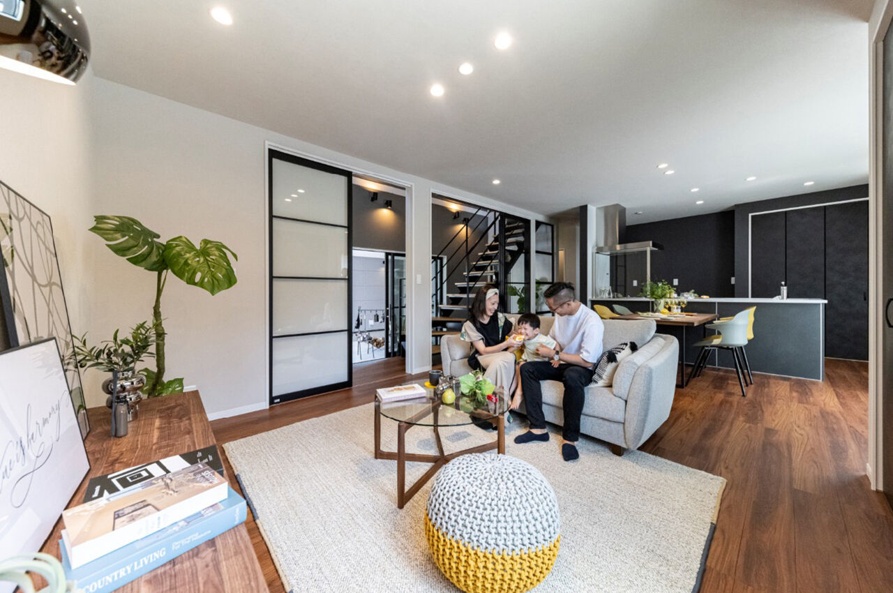 御浜住宅グループ（御浜建設） 枚方市｜2000万円台｜ビルトインガレージ｜間取り図｜リビングから愛車を眺められるガレージハウスの建築実例画像6