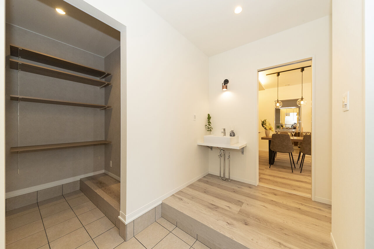 御浜住宅グループ（御浜建設） 枚方市｜2000万円台｜30坪台｜間取り図｜「こもり感」が落ち着くダウンフロアリビングのある家の建築実例画像8