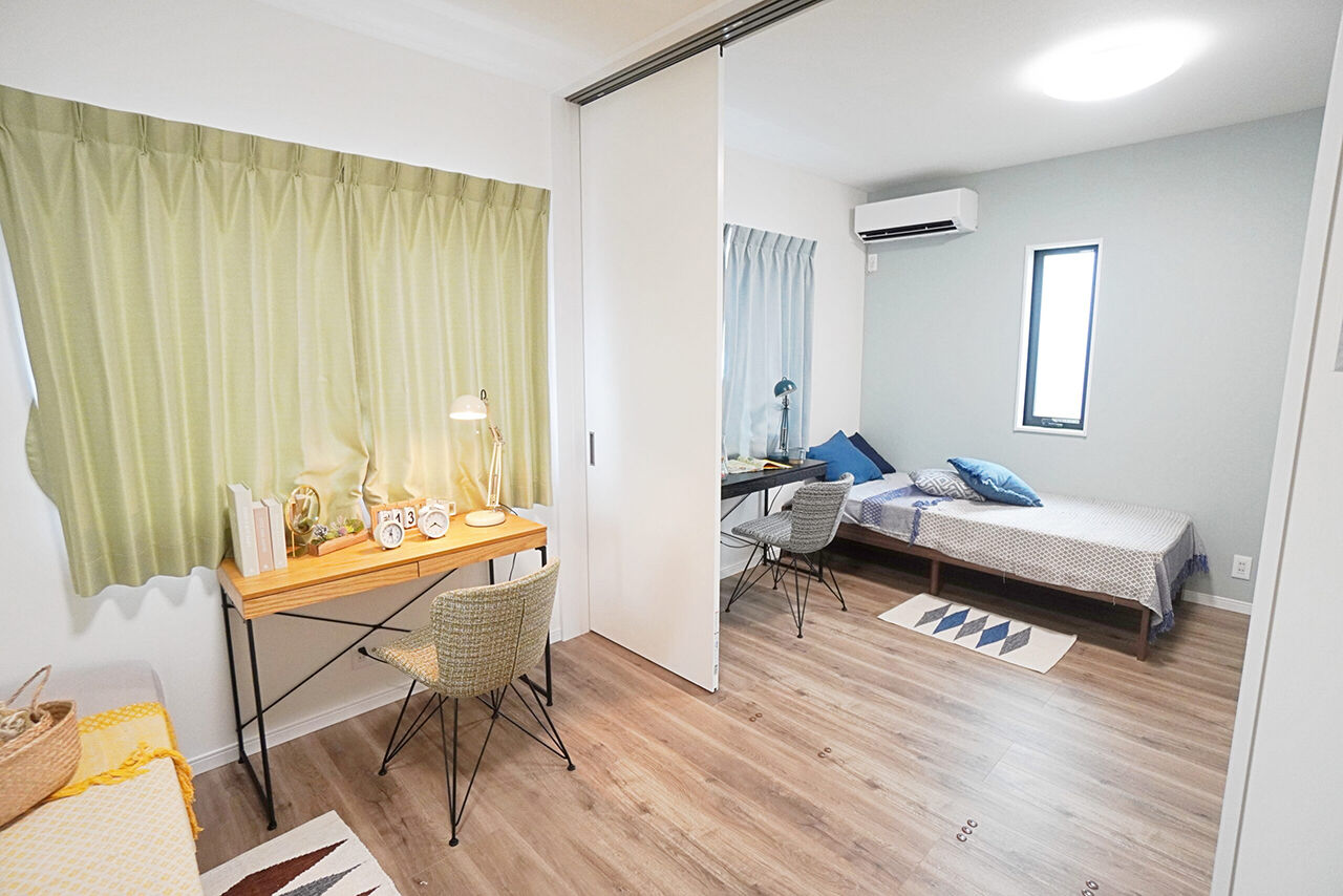 御浜住宅グループ（御浜建設） 枚方市｜2000万円台｜30坪台｜間取り図｜青空の下で家族だんらん。プライベートテラスのある家の建築実例画像8