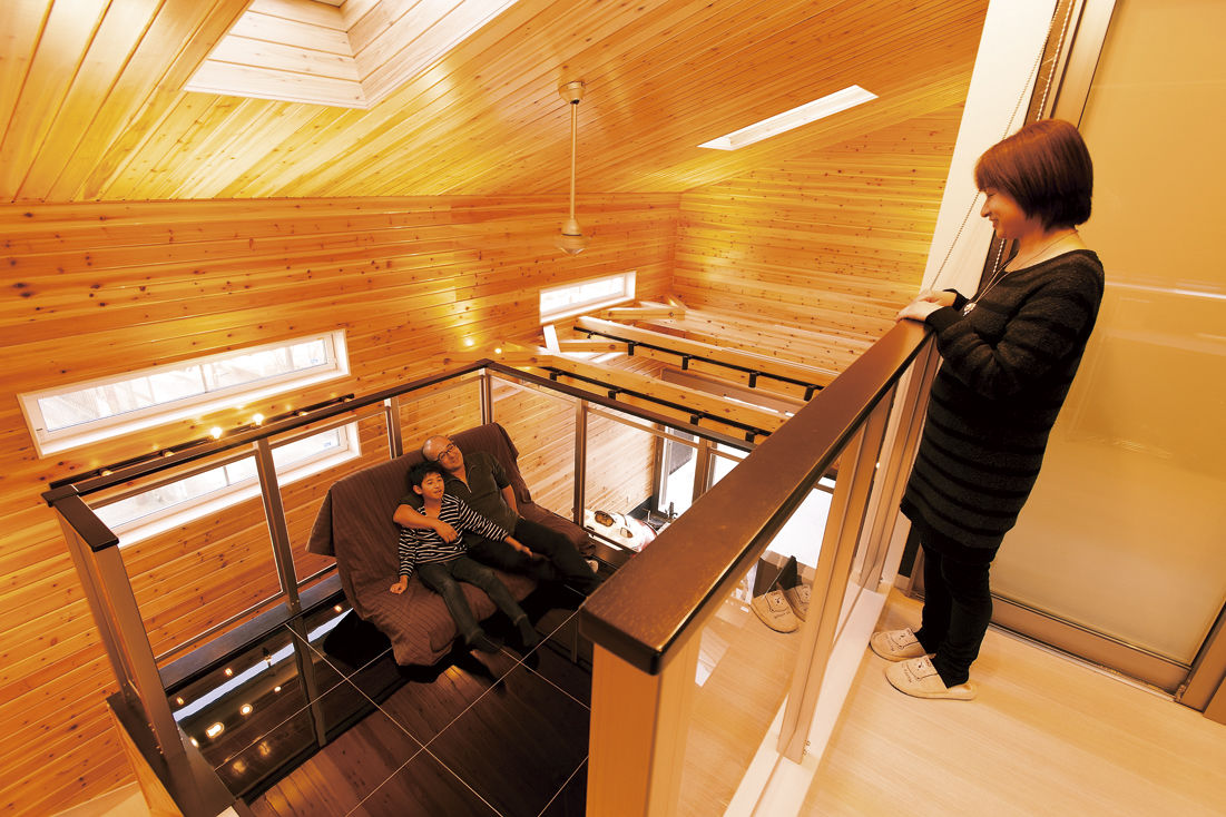 近藤建設 【3000万円台/75.8坪/間取り図】気兼ねない空間の二世帯住宅。書斎とつながる夢のビルトインガレージハウスの建築実例画像7