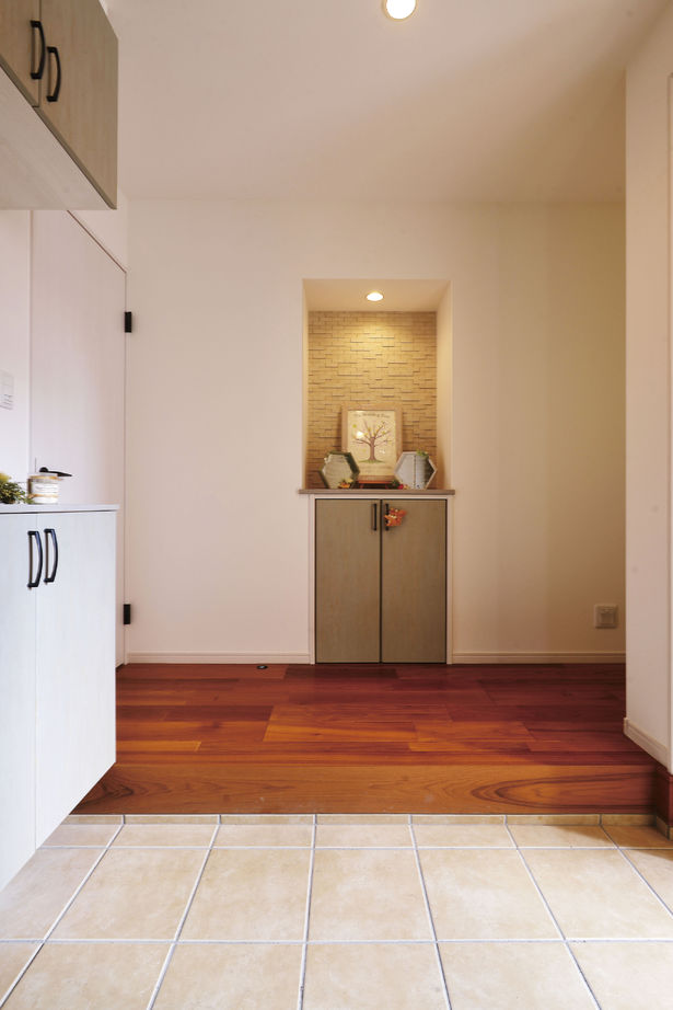 近藤建設 【1000万円台/30坪台/家事動線/間取り図】高天井で明るい北欧テイストのナチュラル内装と和モダン外観の家の建築実例画像9