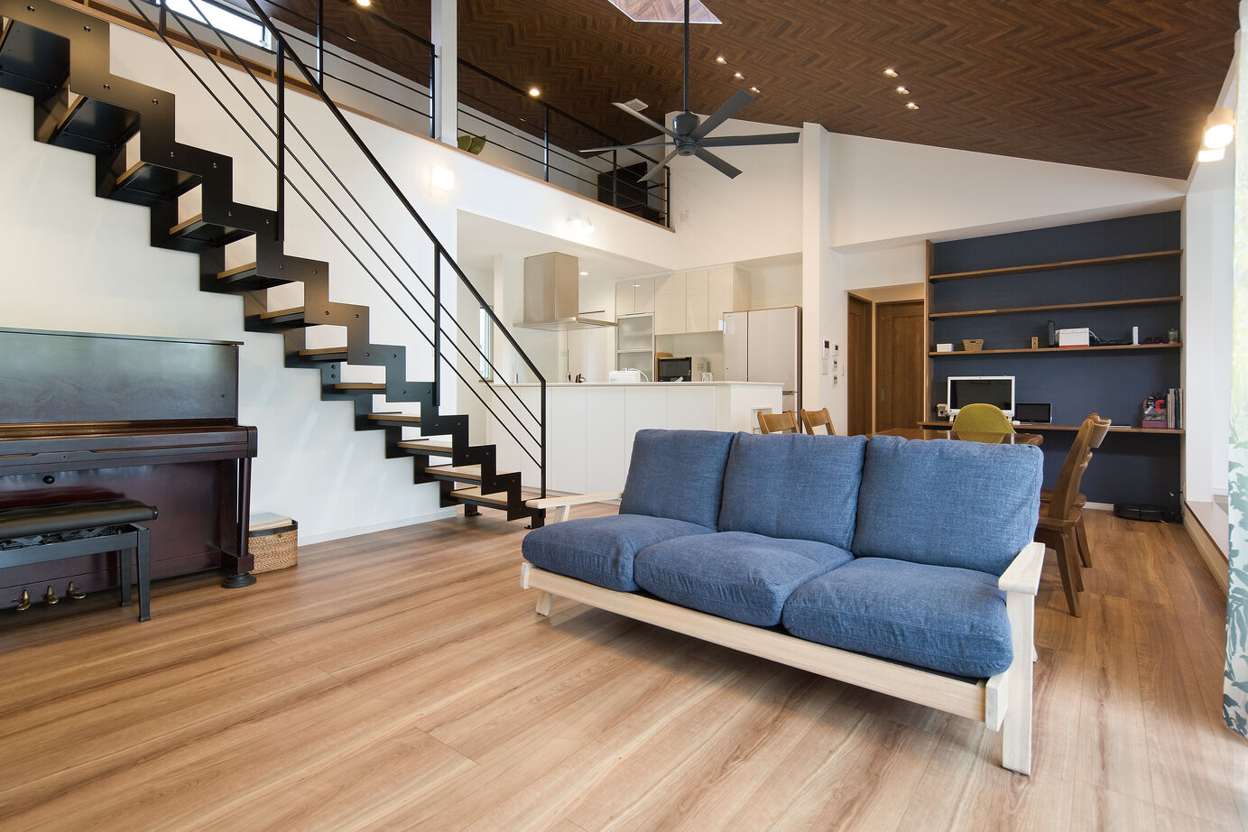 近藤建設 【平屋/1000万円台/30坪台/建て替え/ロフト収納/間取り図】勾配天井が開放的なワンフロア2人暮らしの家の建築実例画像4