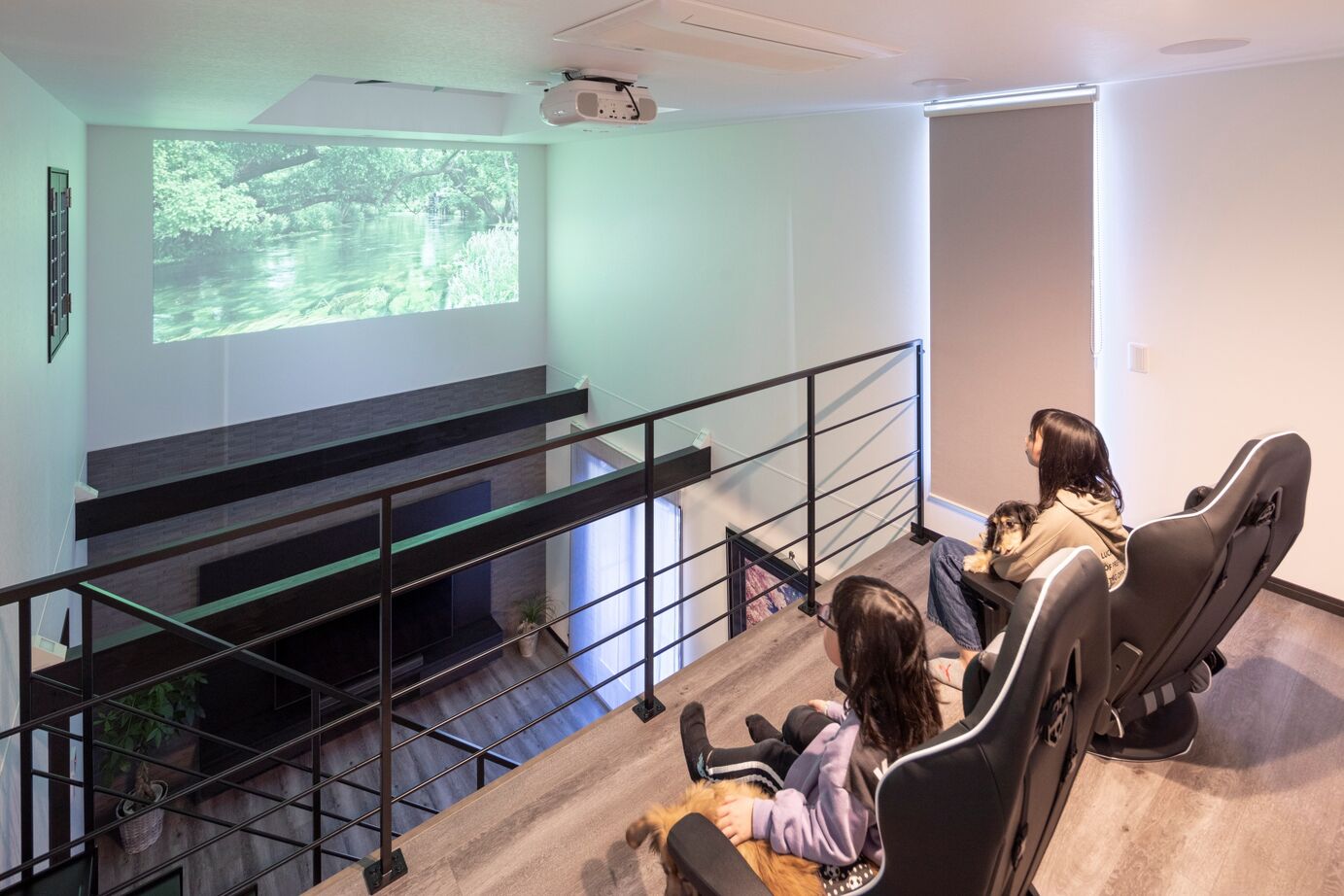 近藤建設 【4000万円～/50坪台/サウナ/シアター/車2台/間取り図】遊びと癒しが満載！スタイリッシュなガレージハウスの建築実例画像2