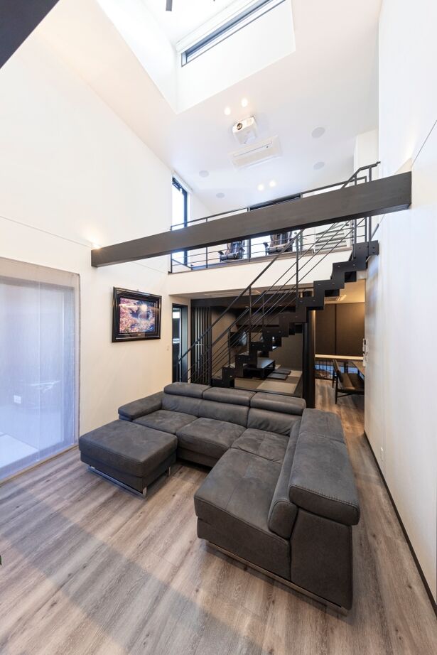 近藤建設 【4000万円～/50坪台/サウナ/シアター/車2台/間取り図】遊びと癒しが満載！スタイリッシュなガレージハウスの建築実例画像4