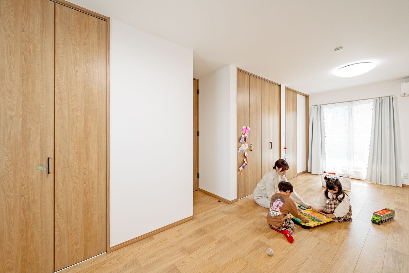 近藤建設 【3000万円台/60坪台/建て替え/間取り図】室内でつながる平屋と2階建て。程よい距離感が嬉しい二世帯住宅の建築実例画像11