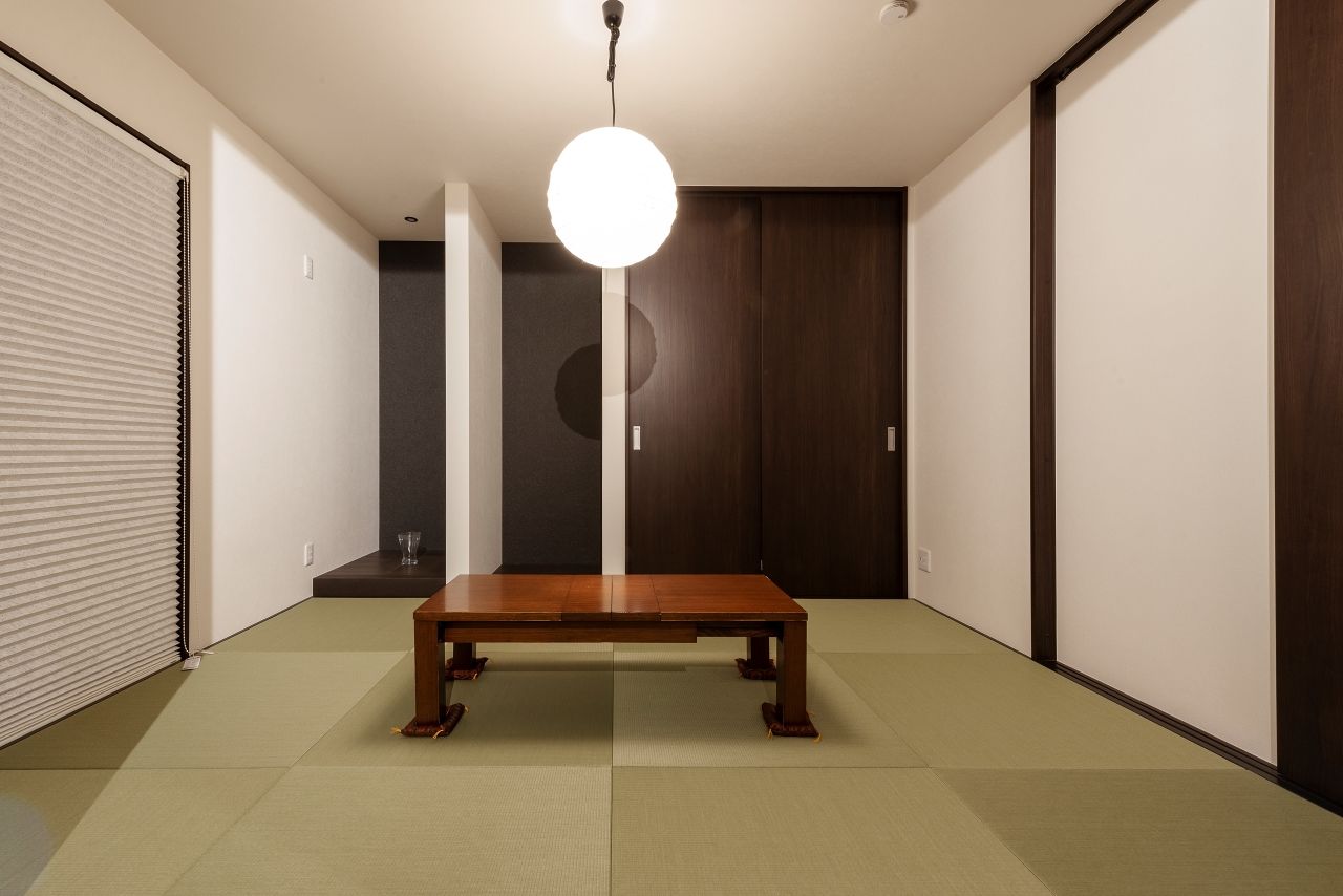 近藤建設 【平屋/2000万円台/30坪台/バリアフリー/間取り図】造作カウンターでお酒を楽しむ。スタイリッシュ外観の家の建築実例画像6