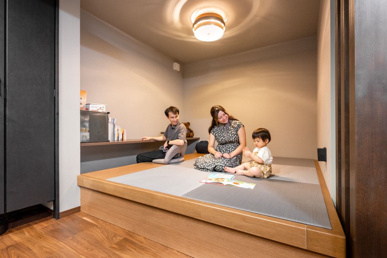 近藤建設 【2000万円台/30坪台/土間収納/屋上/間取り図】開放的な吹き抜けのおしゃれなブルックリンスタイルの家の建築実例画像4