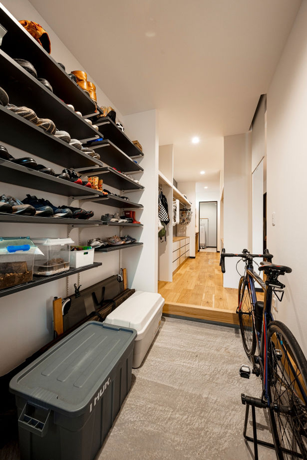 近藤建設 【平屋/2000万円台/30坪/間取り図】建築士の提案に感動。土間玄関と繋がるリビングとスキップフロアの家。の建築実例画像8