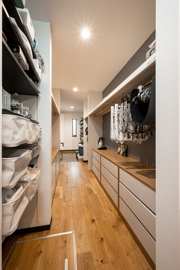 近藤建設 【平屋/2000万円台/30坪/間取り図】建築士の提案に感動。土間玄関と繋がるリビングとスキップフロアの家。の建築実例画像11