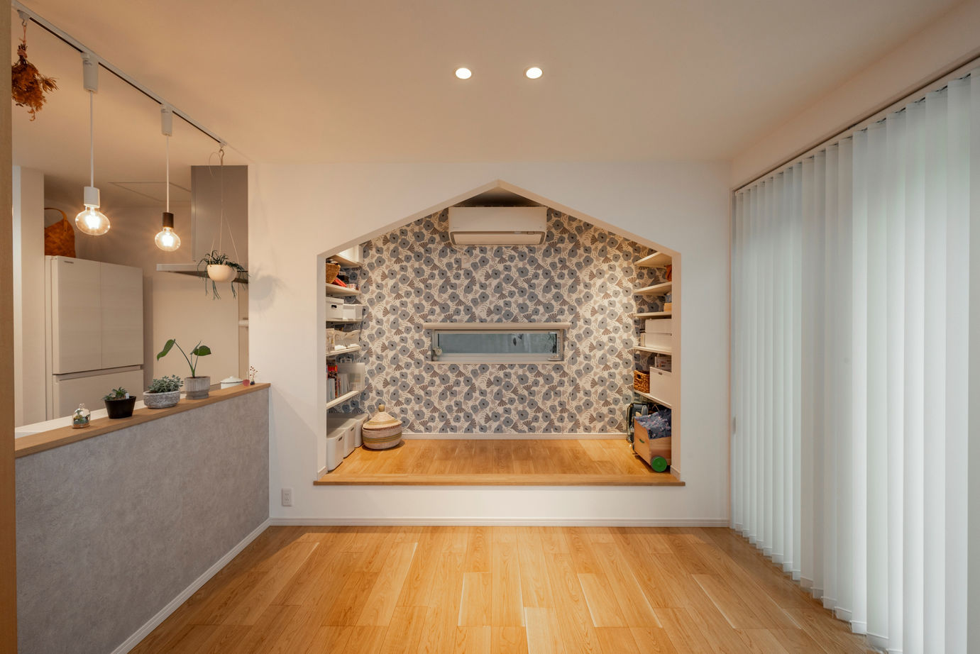 近藤建設 【2000万円台/30坪台/吹き抜け/ヌック/間取り図】家にいる時間が快適で楽しい！大きなウッドデッキのある家の建築実例画像9