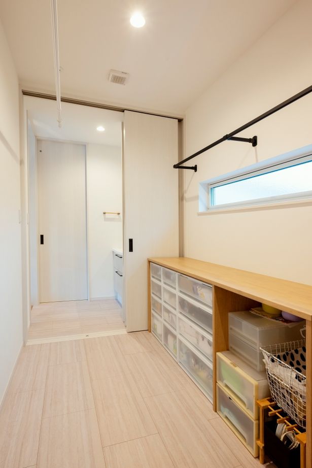 近藤建設 【2000万円台/30坪台/吹き抜け/ヌック/間取り図】家にいる時間が快適で楽しい！大きなウッドデッキのある家の建築実例画像13