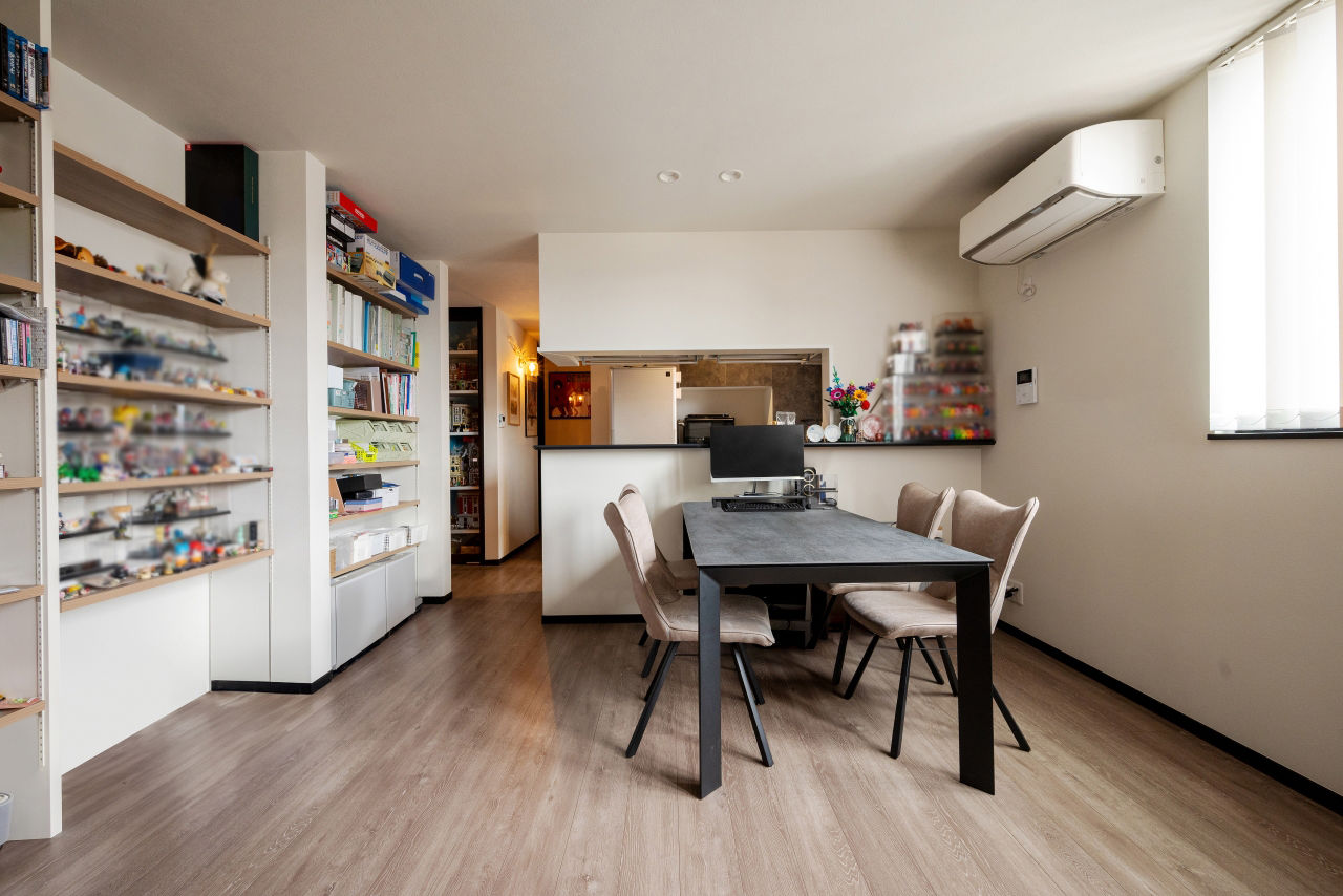 近藤建設 【3000万円台/50坪台/書庫/造作/間取り図】飾り楽しむ趣味の部屋。窓の少ない図書館のような本棚のある家の建築実例画像7