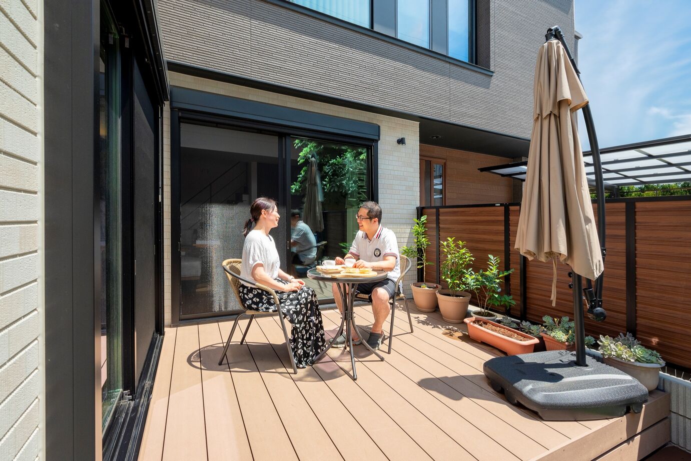 近藤建設 【3000万円台/40坪台/間取り図】女性建築士の提案力に感動。ウッドデッキとつながる吹き抜けリビングの家。の建築実例画像3