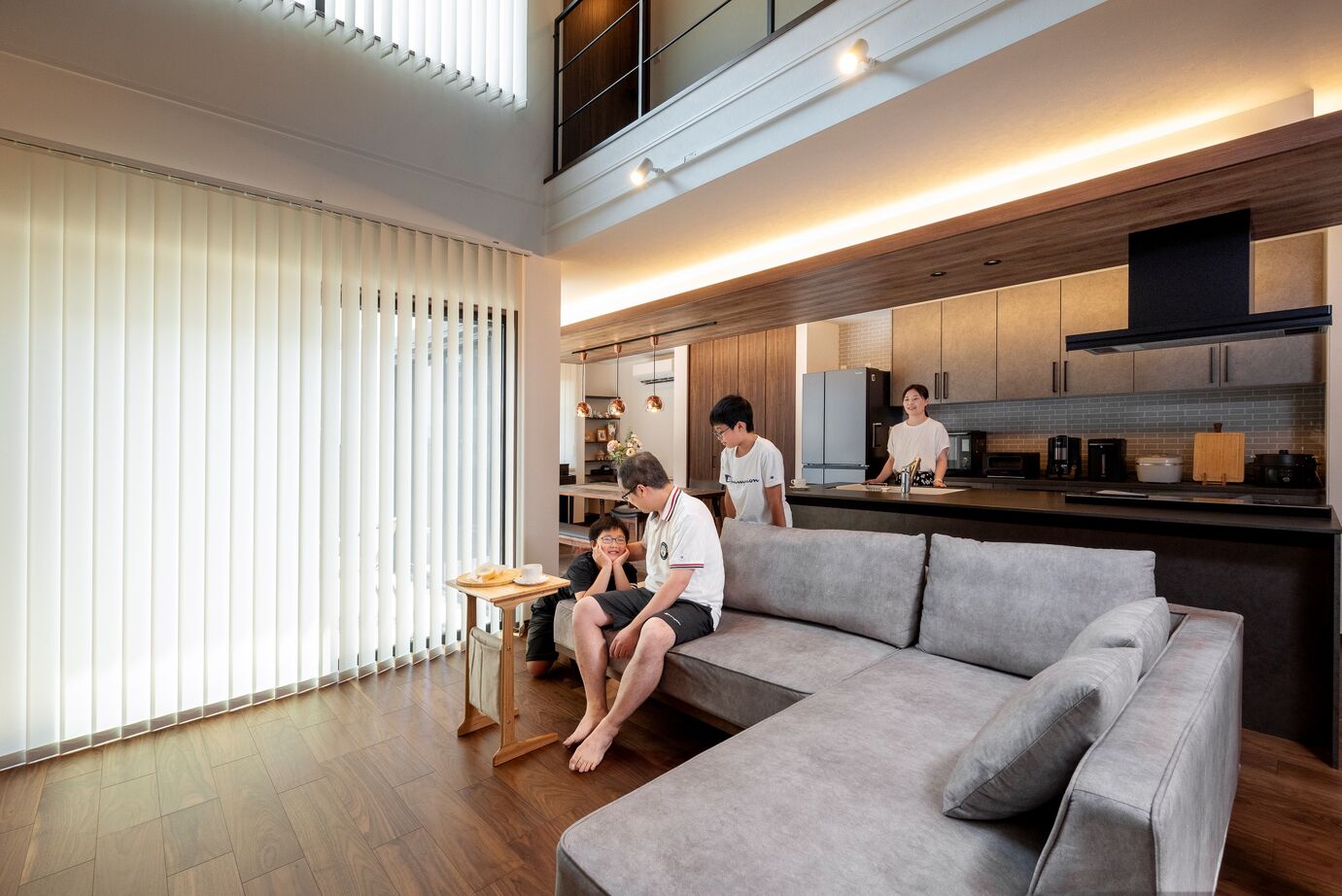 近藤建設 【3000万円台/40坪台/間取り図】女性建築士の提案力に感動。ウッドデッキとつながる吹き抜けリビングの家。の建築実例画像4