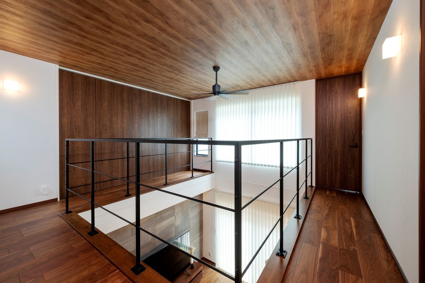 近藤建設 【3000万円台/40坪台/間取り図】女性建築士の提案力に感動。ウッドデッキとつながる吹き抜けリビングの家。の建築実例画像15