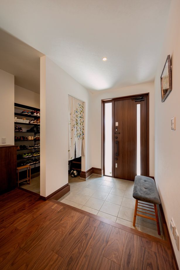 近藤建設 【3000万円台/40坪台/間取り図】女性建築士の提案力に感動。ウッドデッキとつながる吹き抜けリビングの家。の建築実例画像16