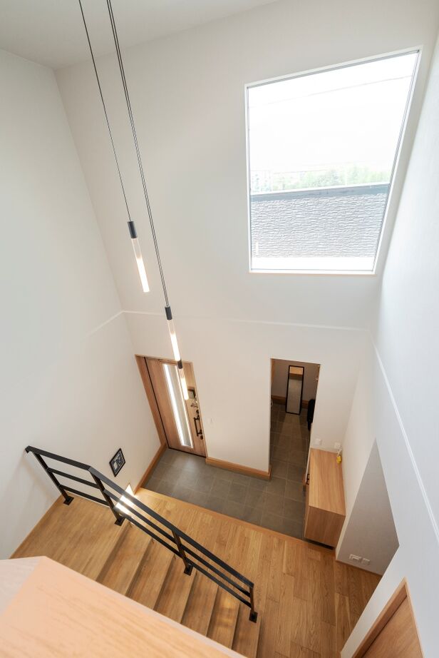 近藤建設 【2000万円台/30坪台/間取り図】思わず立ち止まるカッコよさ！開放感と快適動線を叶えたセンスあふれる家。の建築実例画像11