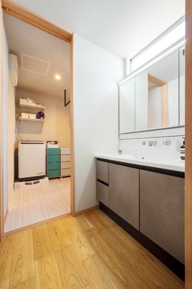 近藤建設 【2000万円台/30坪台/間取り図】思わず立ち止まるカッコよさ！開放感と快適動線を叶えたセンスあふれる家。の建築実例画像12