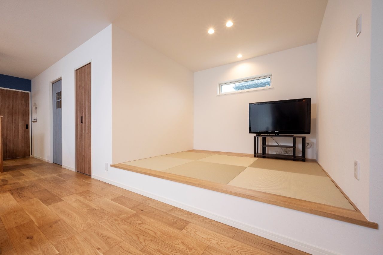 近藤建設 【2000万円台/30坪台/通り土間/間取り図】自転車を2台置ける広い土間玄関のあるカリフォルニアスタイルの家の建築実例画像7