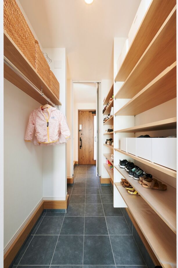 近藤建設 【3000万円台/40坪台/間取り図】ZEHを超える断熱等級7の家。魅力と要望たっぷりなモデルハウスのような家の建築実例画像11