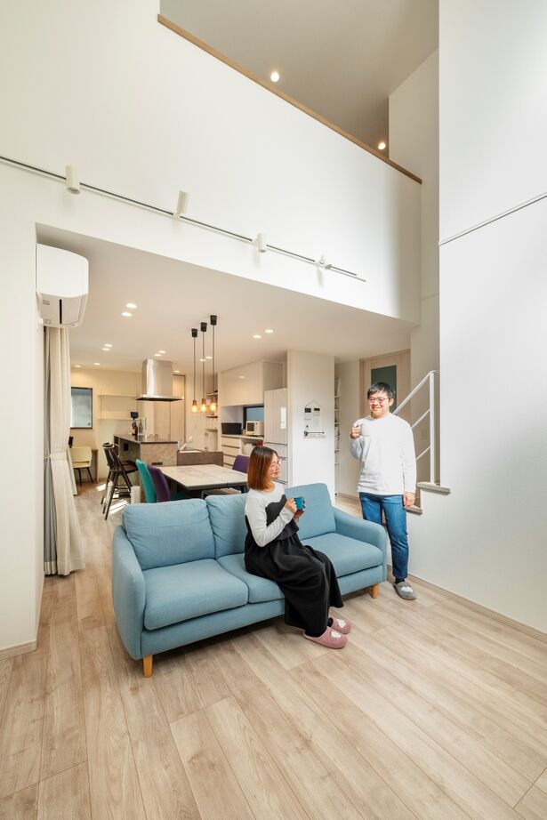 近藤建設 【2000万円台/30坪台/間取り図】素敵なバーカウンター付きキッチンが主役。ずっと愛せるモダンデザイン住宅の建築実例画像3