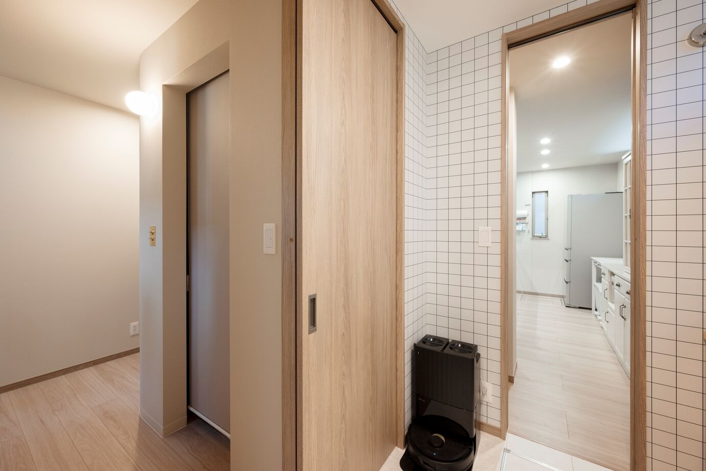 近藤建設 【2000万円台/30坪台】ピアノや読書、シアターで映画鑑賞も。趣味を楽しむオーガニックモダンスタイルの家の建築実例画像13