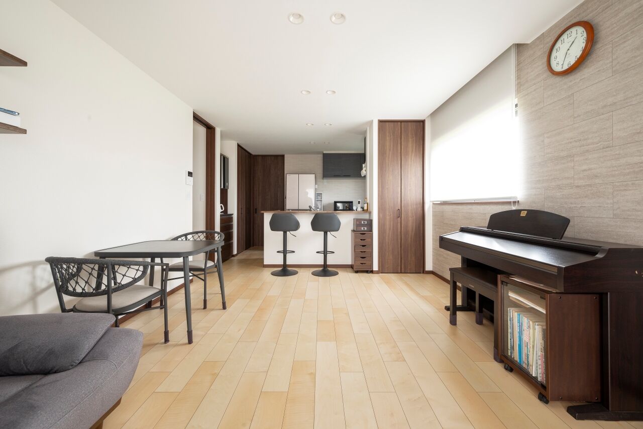 近藤建設 【70坪台/完全分離型二世帯/平屋風】カッコいい外観や動線が自慢！二世帯それぞれに快適なフルオーダーの家の建築実例画像9