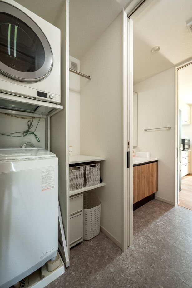 近藤建設 【2000万円台/30坪台/書斎/間取り図】昼は公園の緑、夜は間接照明の光が癒しに。趣味も暮らしも楽しむ家の建築実例画像8