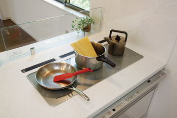 プロネット 【1000万円台/30坪台/間取り図/3階建て/屋上】建築デザイナーと実現したシンプル&モダンでおしゃれな家の建築実例画像9