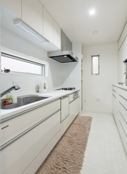 プロネット 【2000万円台/間取り図/3階建て】耐震等級3と長期優良住宅認定取得 都心の狭小地に立つシンプルモダンな家の建築実例画像5