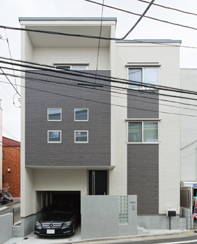 プロネット 【2000万円台/間取り図/3階建て】耐震等級3と長期優良住宅認定取得 都心の狭小地に立つシンプルモダンな家の建築実例画像10