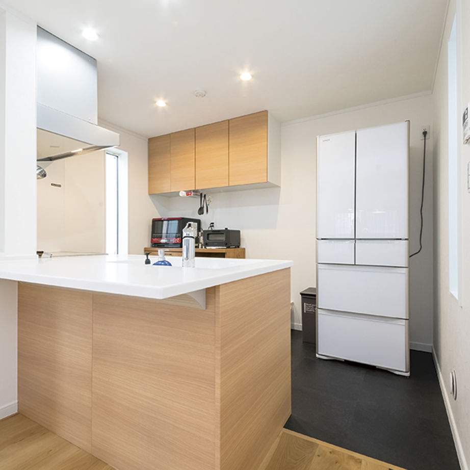 プロネット 【1000万円台/20坪台/間取り図】狭小地とは思えない広々リビング！1フロア8坪で実現したゆとりある暮らしの建築実例画像4