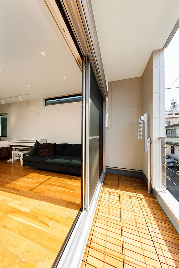 プロネット 【1500万円～1999万円／2階LDK／敷地19.5坪／間取図有】コスト重視で19.5 坪にスタイリッシュな3階建てをの建築実例画像8