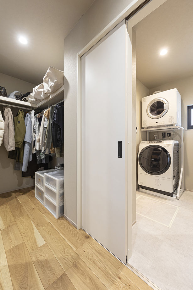 プロネット 【敷地17.1坪／延床30.6坪／2階リビング／間取図】周辺環境を活かし、光を楽しむプランが秀逸な狭小3階建ての建築実例画像6