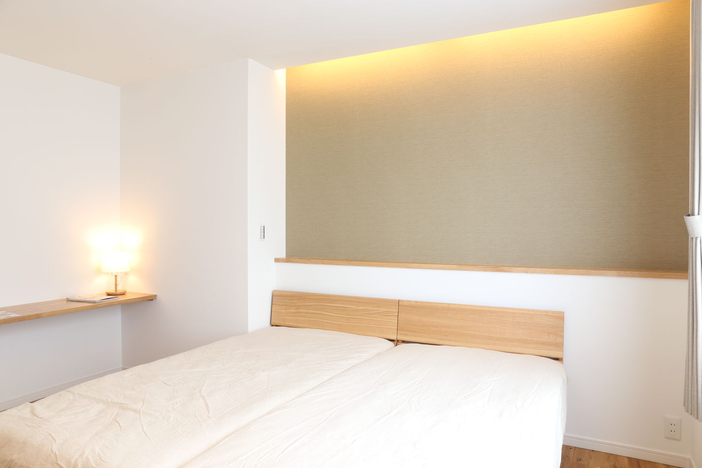 エースホーム 【書斎/自然素材/二世帯住宅】暖炉のある平家の建築実例画像10